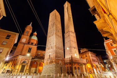 Privétour met eten en wijn door Bologna ‘s nachts